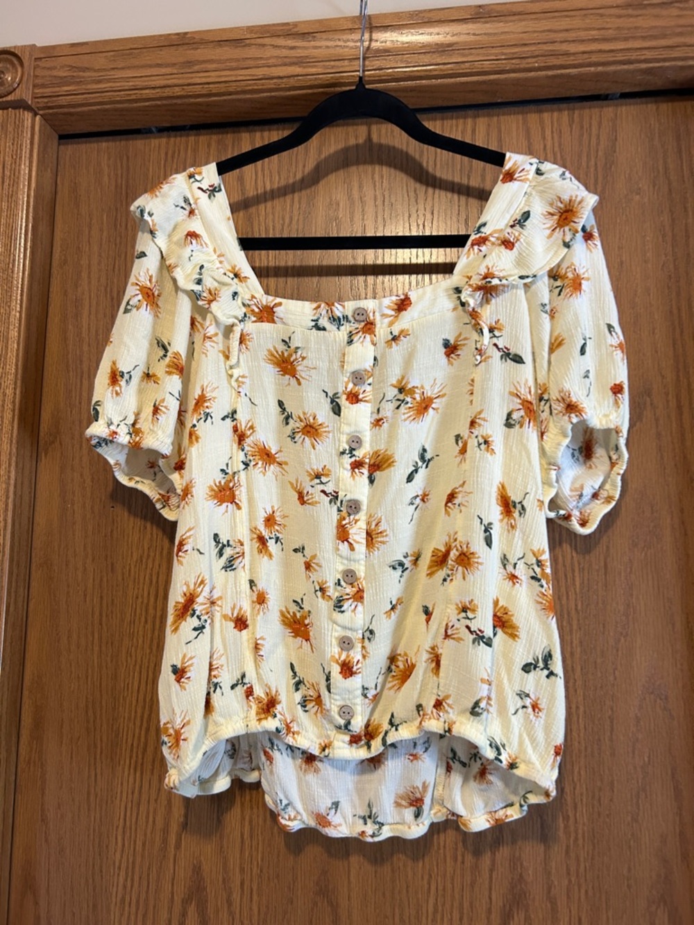 Maurice’s Floral Button-Front Puff Sleeve Top - Cream with Orange Flowers